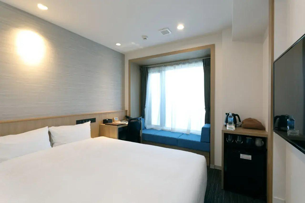 At Inn Hotel Toyotashi Eki Toyota  Eksteriør billede